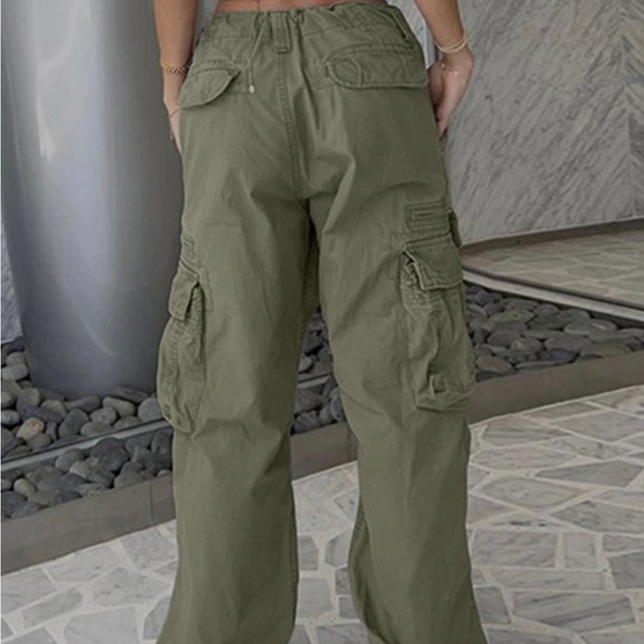 Washed Vintage Baggy Cargo Pants - Picture 2 of 3
